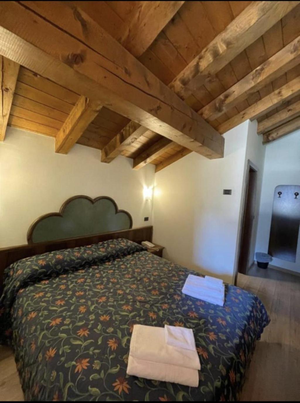 Hotel Quadrifoglio Pinzolo Buitenkant foto