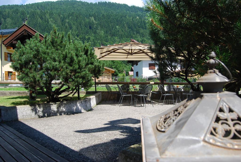 Hotel Quadrifoglio Pinzolo Buitenkant foto