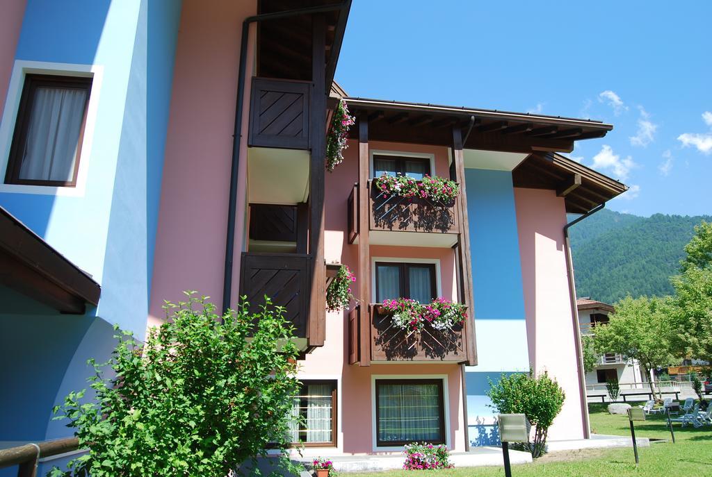 Hotel Quadrifoglio Pinzolo Buitenkant foto